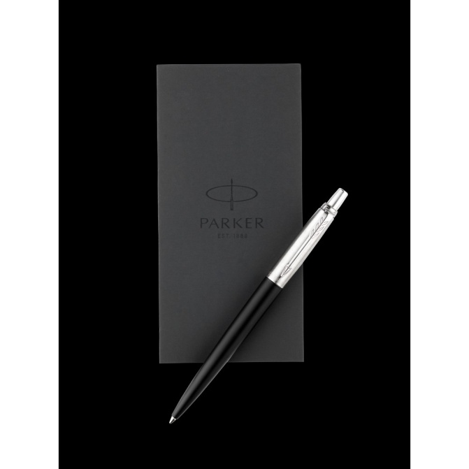Czarny długopis Parker Jotter Core metalowy z grawerem