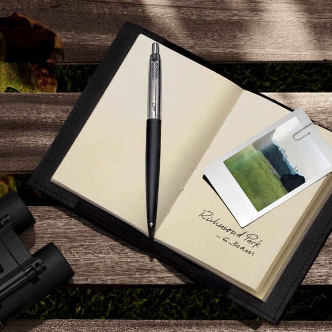 Parker Jotter XL czarny długopis metalowy z grawerem